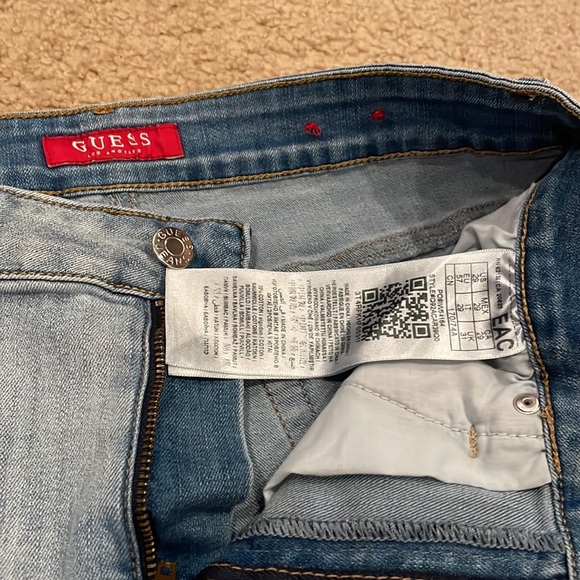 Guess shorts - Picture 4 of 4